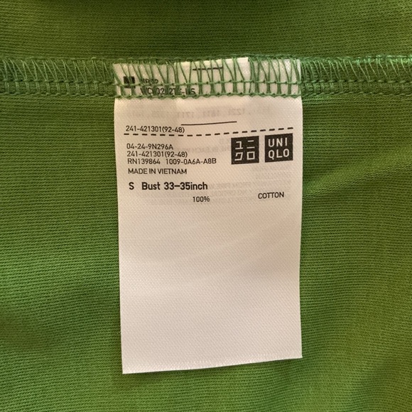 UNIQLO women t shirt green short sleeve - Picture 4 of 5